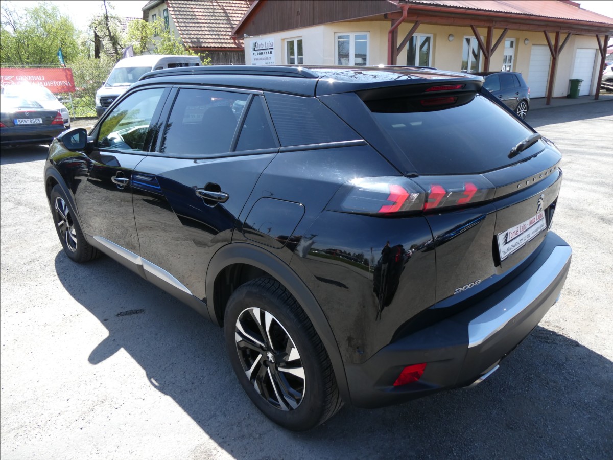 peugeot-2008-1-2-puretech-96kw-gt-line - 6