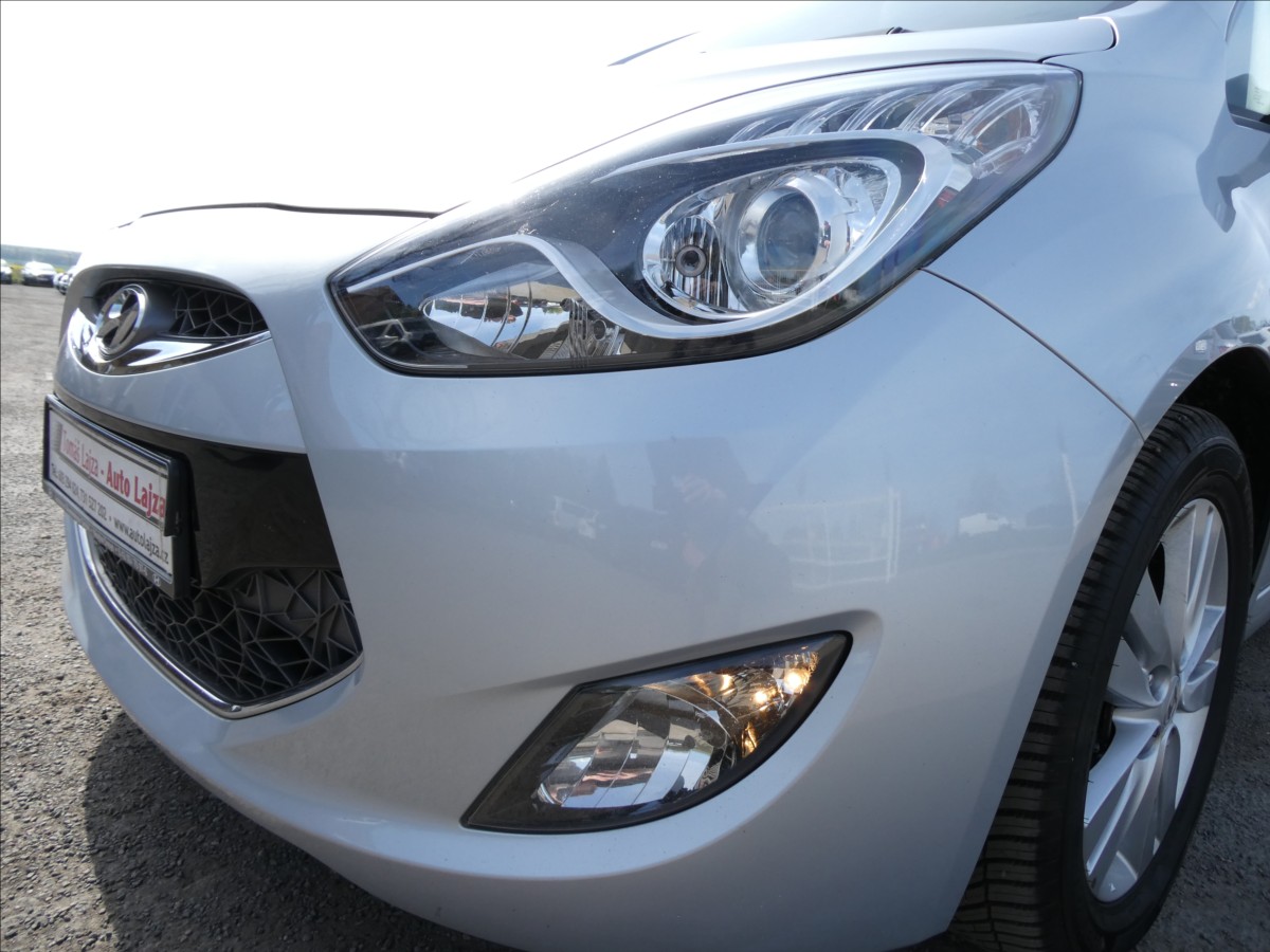 hyundai-ix20-1-6-i-92kw-automat-serviska - 3