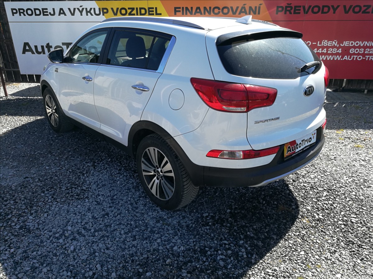 kia-sportage-2-0-crdi-4x4 - 3