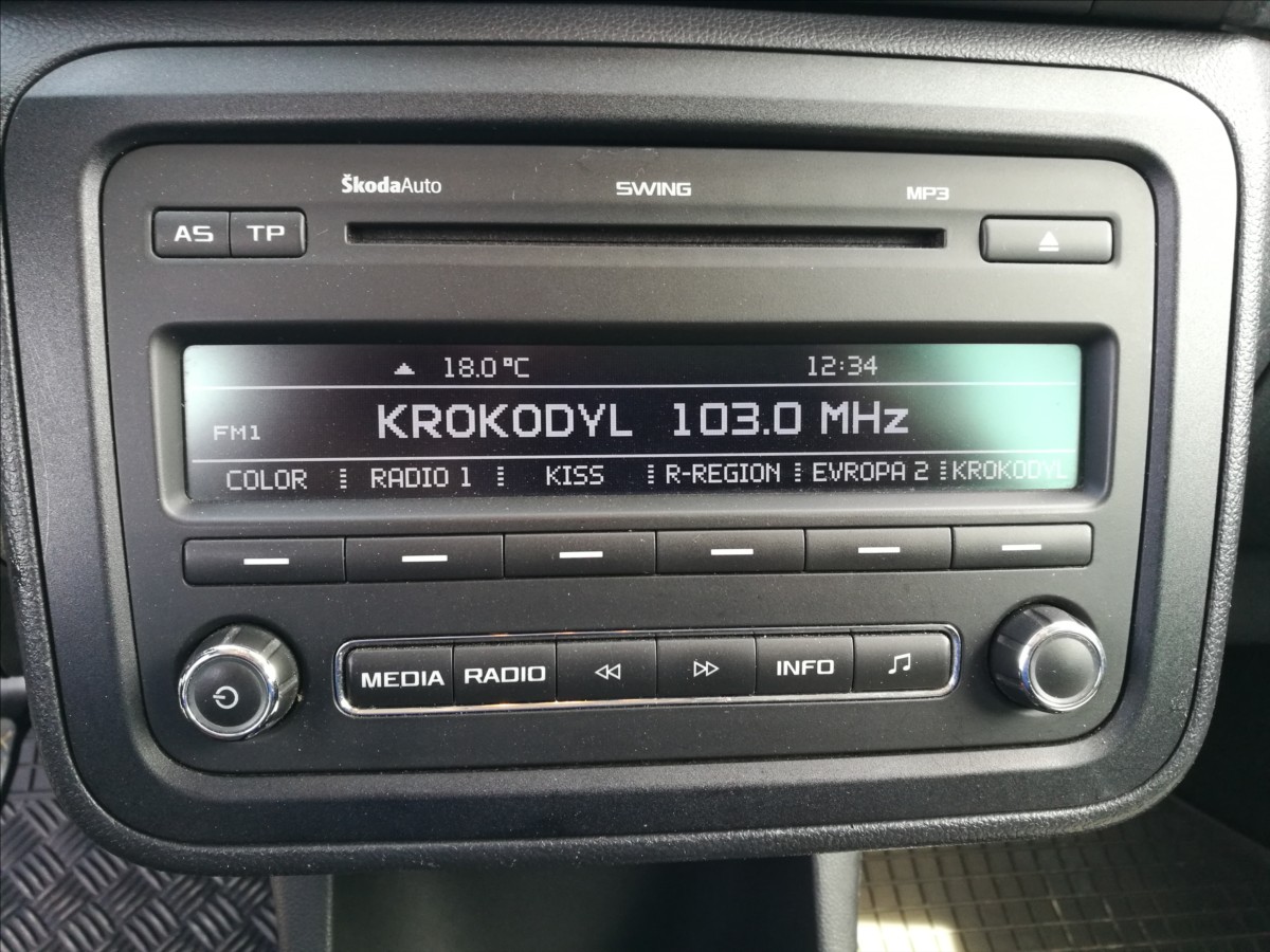 skoda-roomster-1-2-tsi-scout - 6