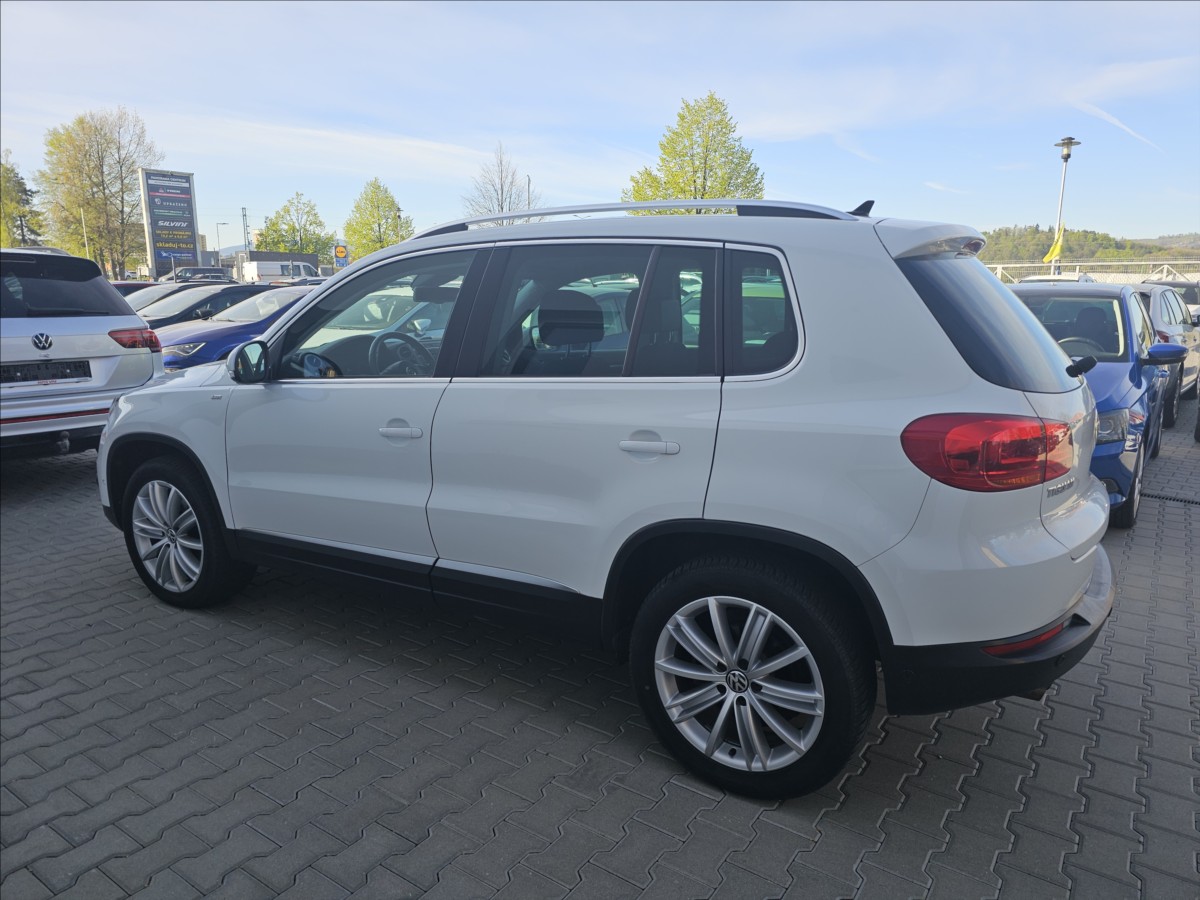 volkswagen-tiguan-1-4-tsi-118kw-cup-sport-extra - 8