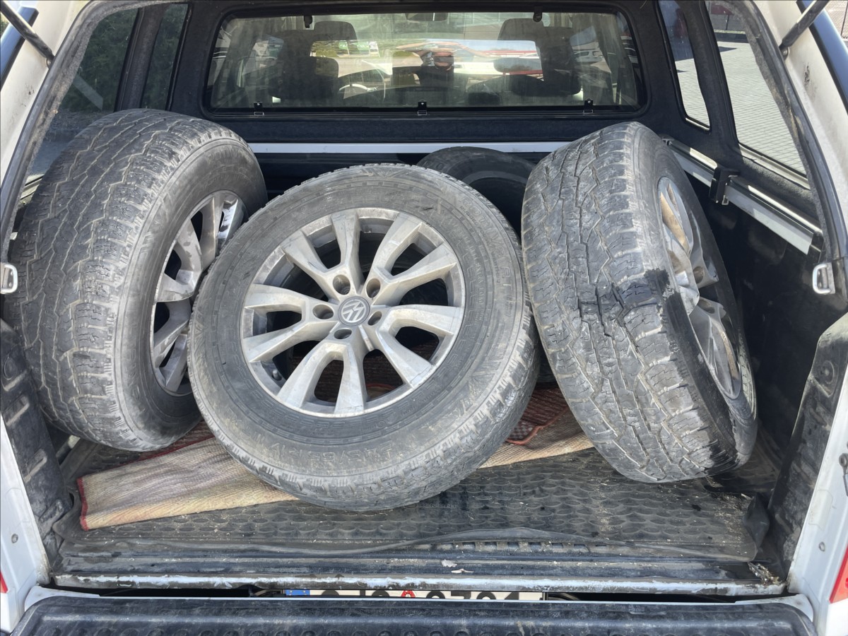 volkswagen-amarok-3-0-tdi-150kw-odp-dph - 8