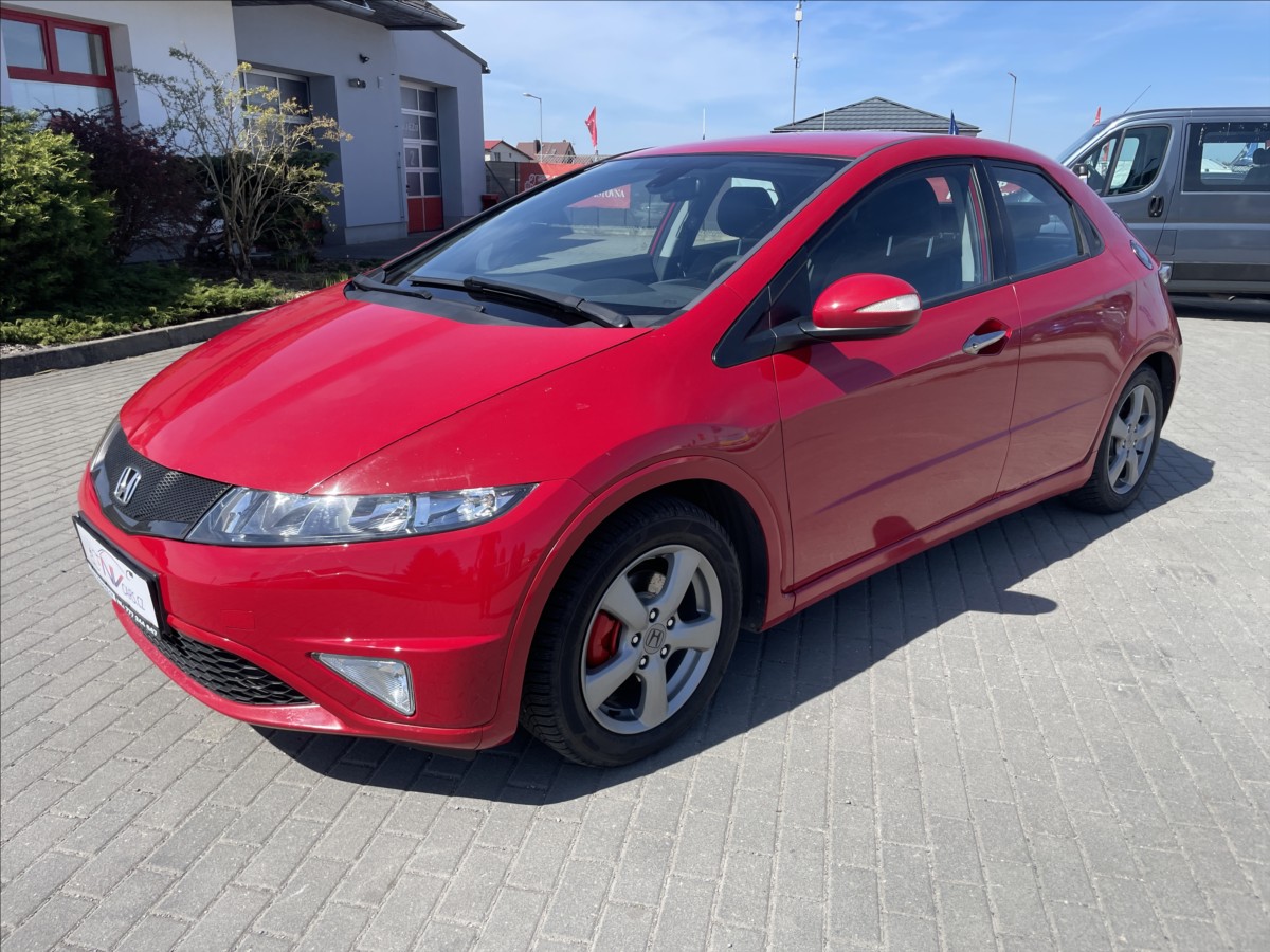 Honda Civic 1,4 i  VTEC Automat, Klima, po STK