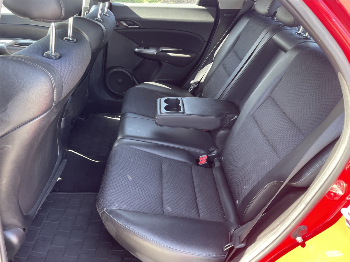 honda-civic-1-4-i-vtec-automat-klima-po-stk - 7