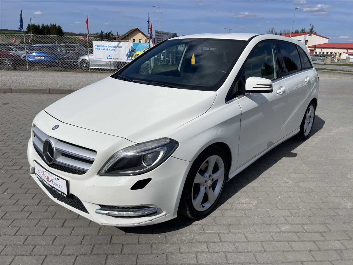 Mercedes-Benz Třídy B 1,8 200CDi 100kw Automat, bez koroze