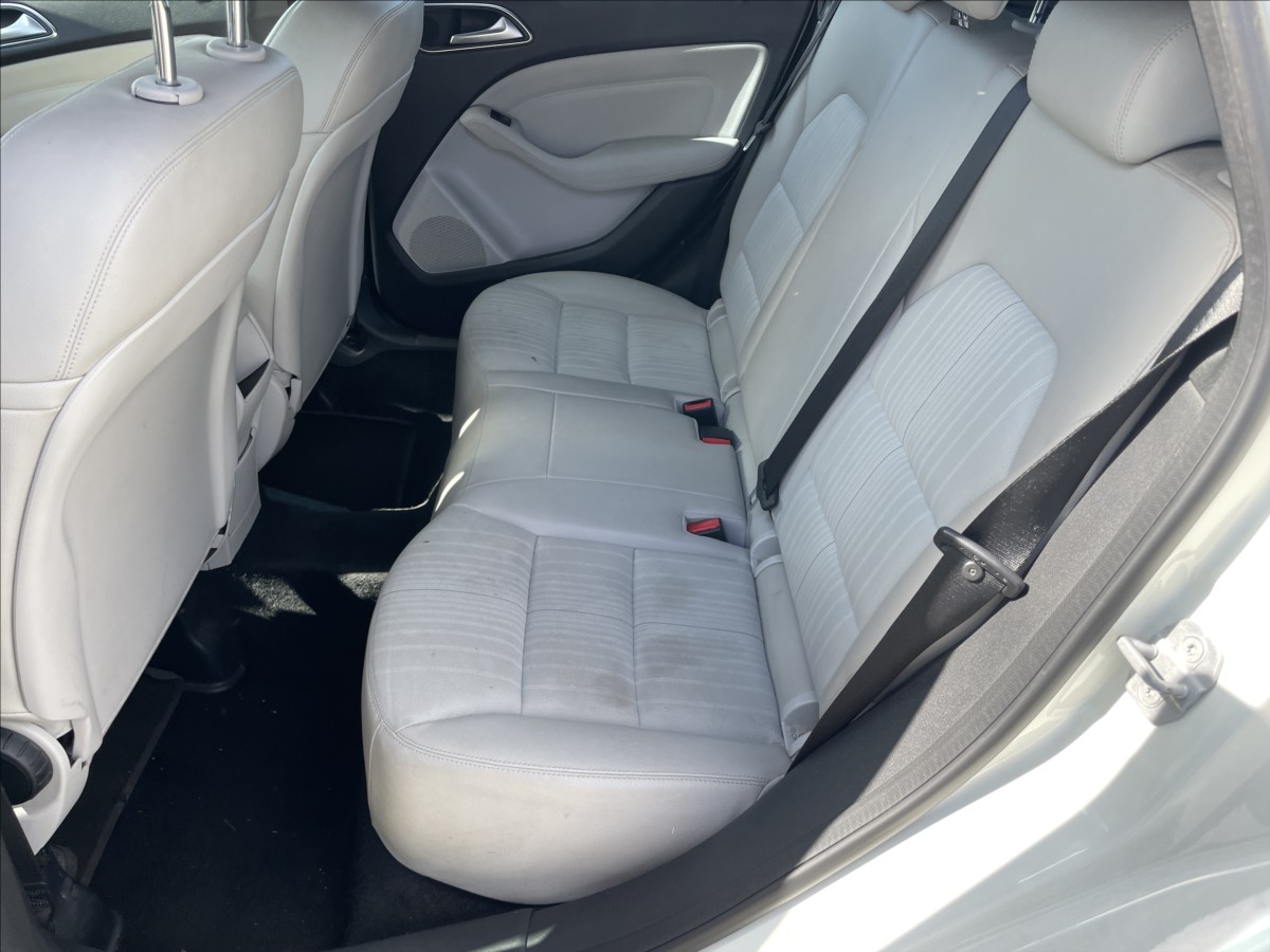 mercedes-benz-tridy-b-1-8-200cdi-100kw-automat-bez-koroze - 7