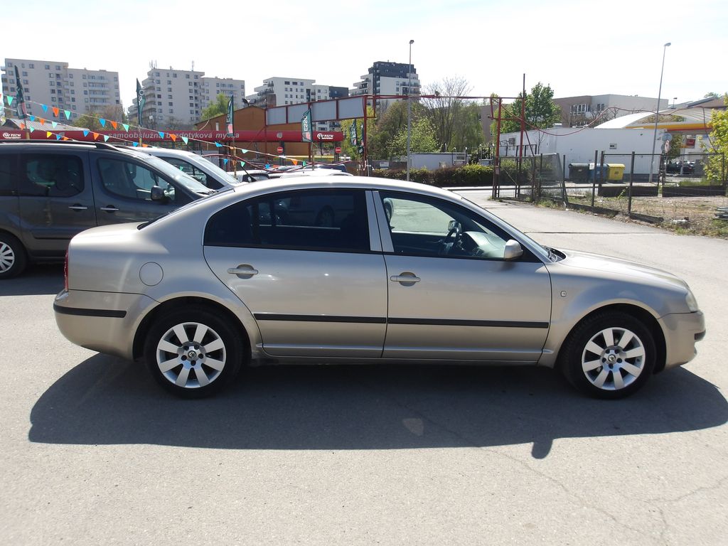 skoda-superb-1-9tdi-96kw-cr-stk-04-2028 - 6