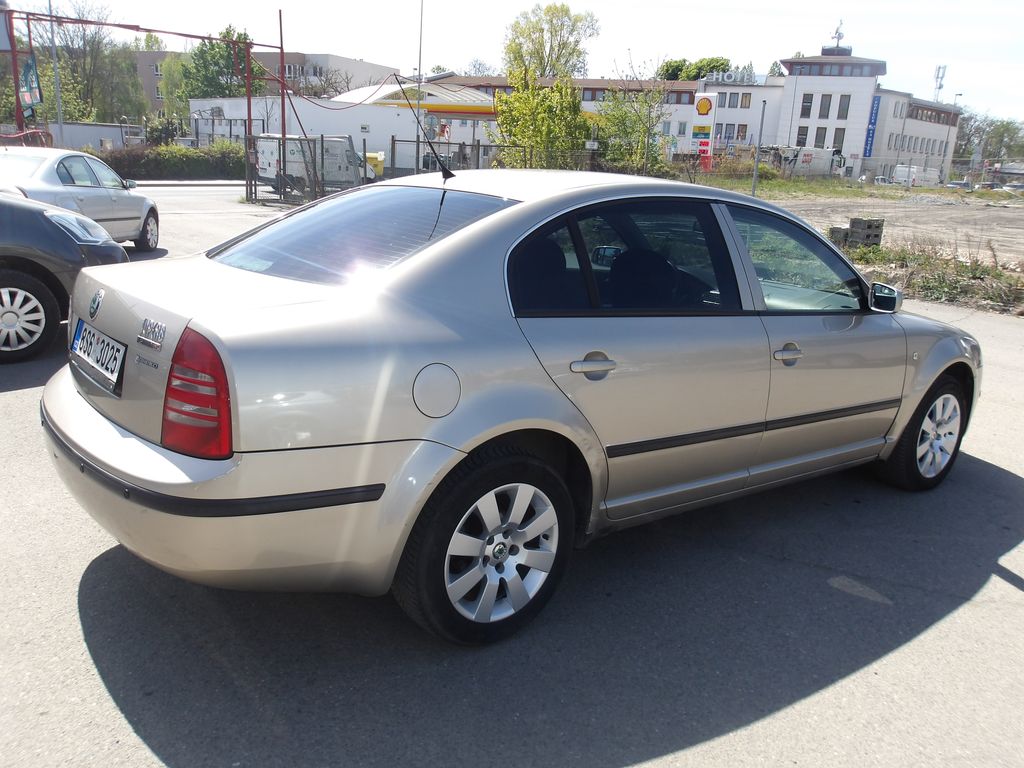 skoda-superb-1-9tdi-96kw-cr-stk-04-2028 - 7
