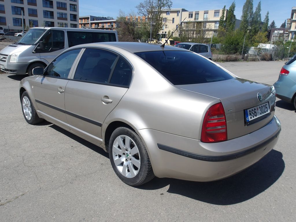skoda-superb-1-9tdi-96kw-cr-stk-04-2028 - 9