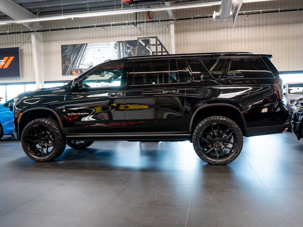 chevrolet-suburban-6-2-v8-high-country-2-5-lift - 1