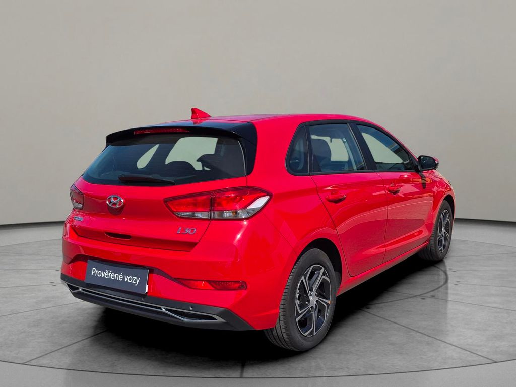 hyundai-i30-comfort-1-5-cvvt - 1