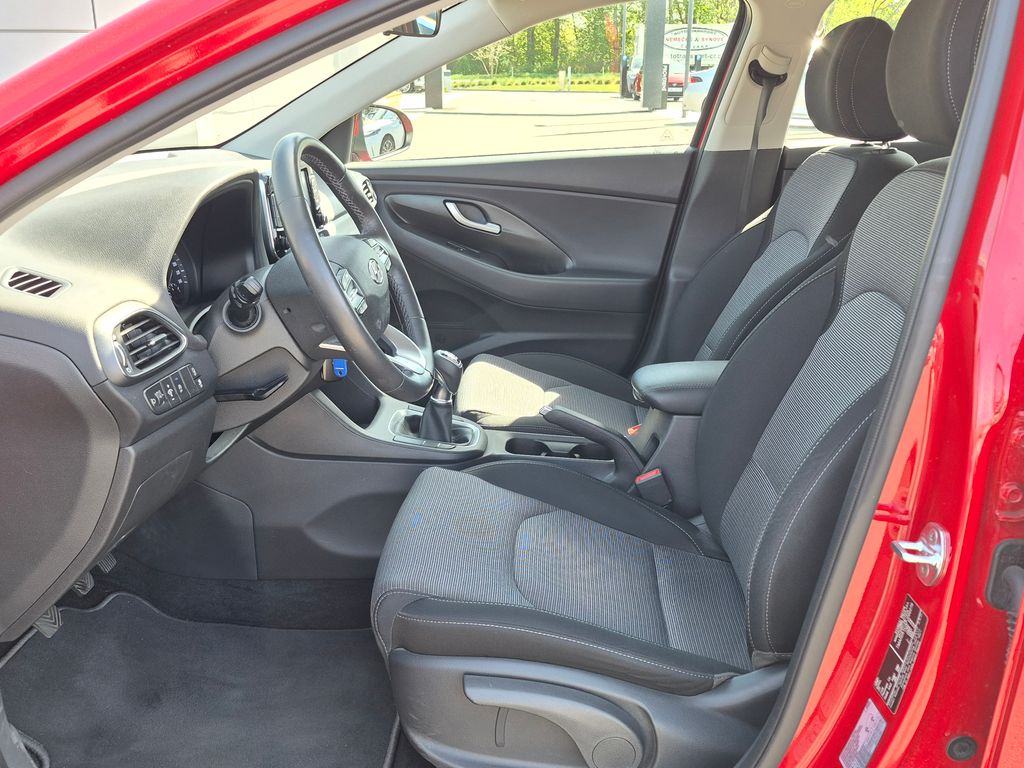 hyundai-i30-comfort-1-5-cvvt - 4