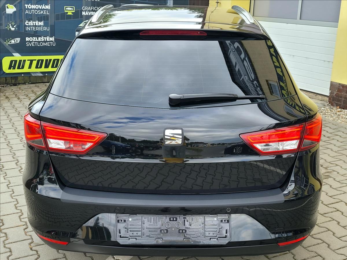seat-leon-2-0-tdi-style-serv-knizka - 9