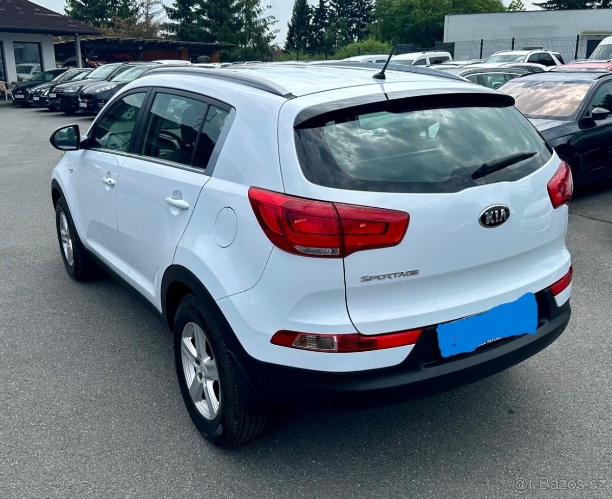 kia-sportage-1-6-gdi-r-v-2015 - 5