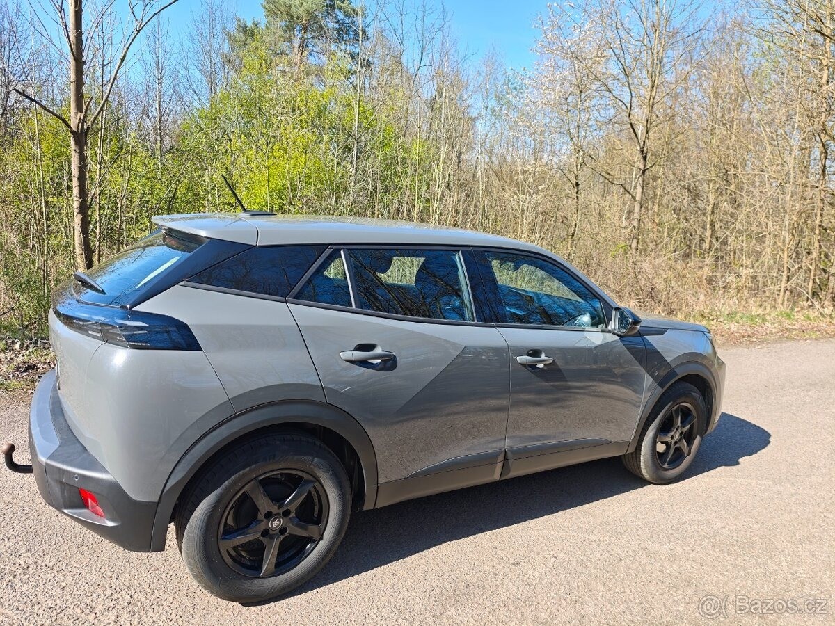 peugeot-2008-1-2-puretech-2024-temer-nove - 6