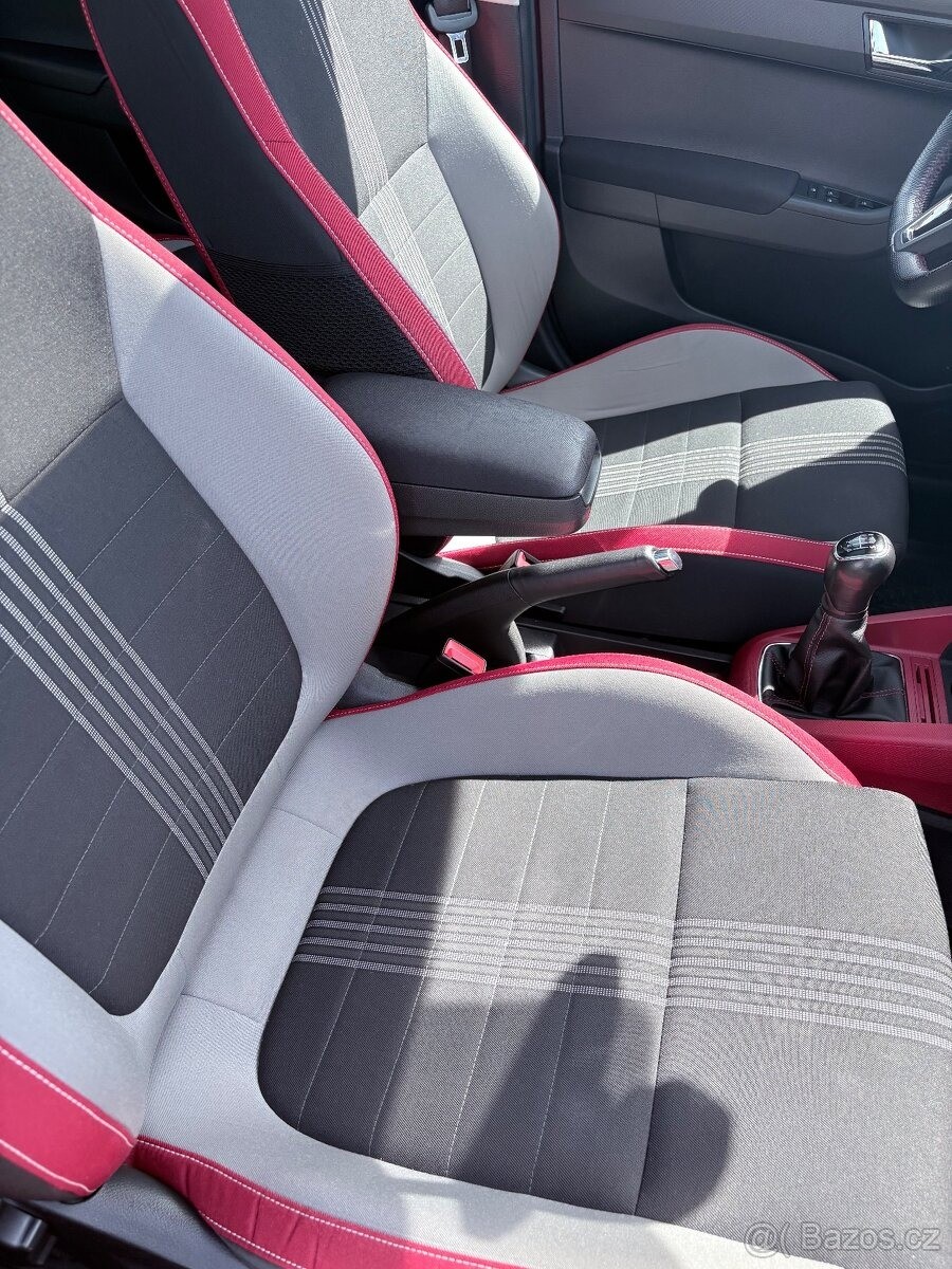 skoda-fabia-1-2-top-3-monte-carlo - 8