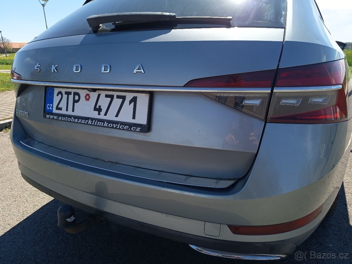 skoda-superb-2-0-laurin-klement-2019 - 9