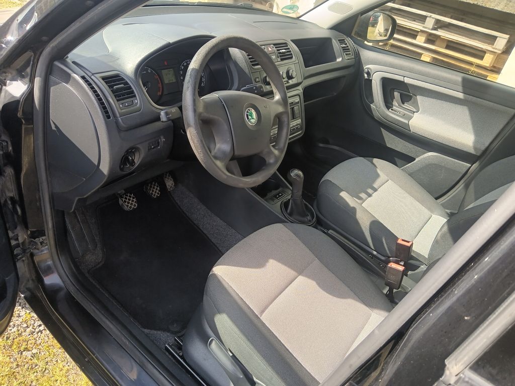 skoda-fabia-1-4-16v-cool - 8