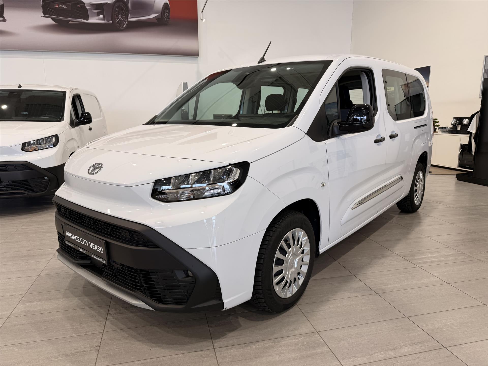 Toyota ProAce 1,5 Business 7S  1.5 Diesel (130hp) LWB