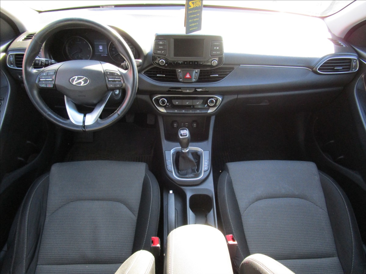 hyundai-i30-combi-1-6crdi-comfort - 6