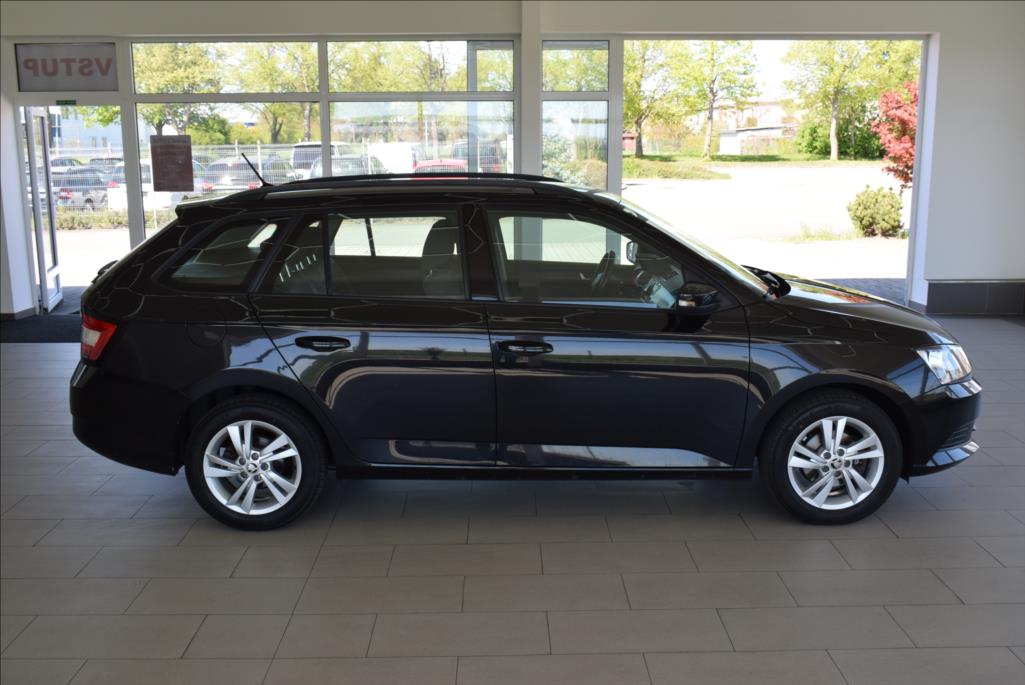 skoda-fabia-1-2-tsi-1-maj-klimatronic - 3