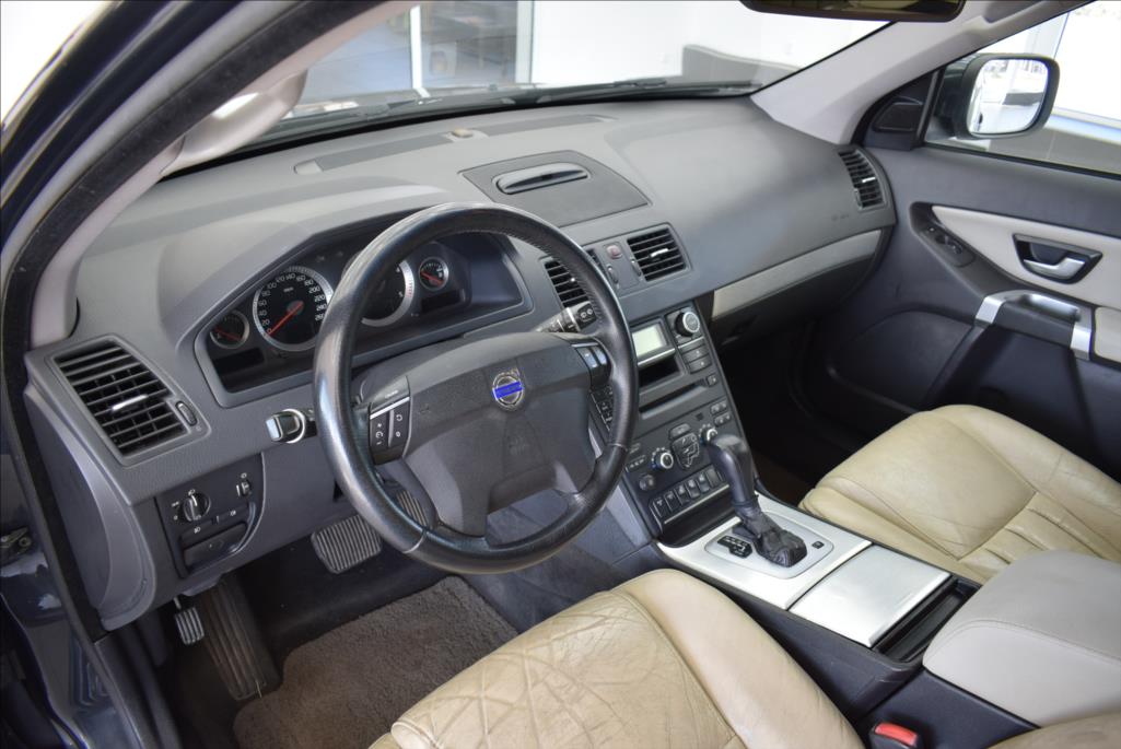 volvo-xc90-2-4-d5-awd-7-mist-summum - 8