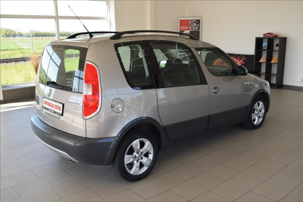 skoda-roomster-1-2-tsi-1-maj-scout-digiklima - 5