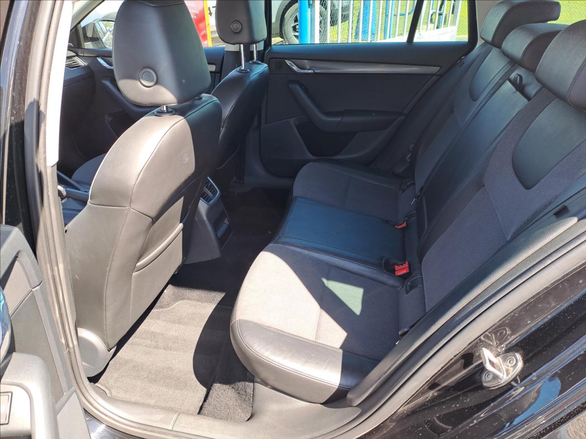 skoda-octavia-2-0-tdi-dsg - 5