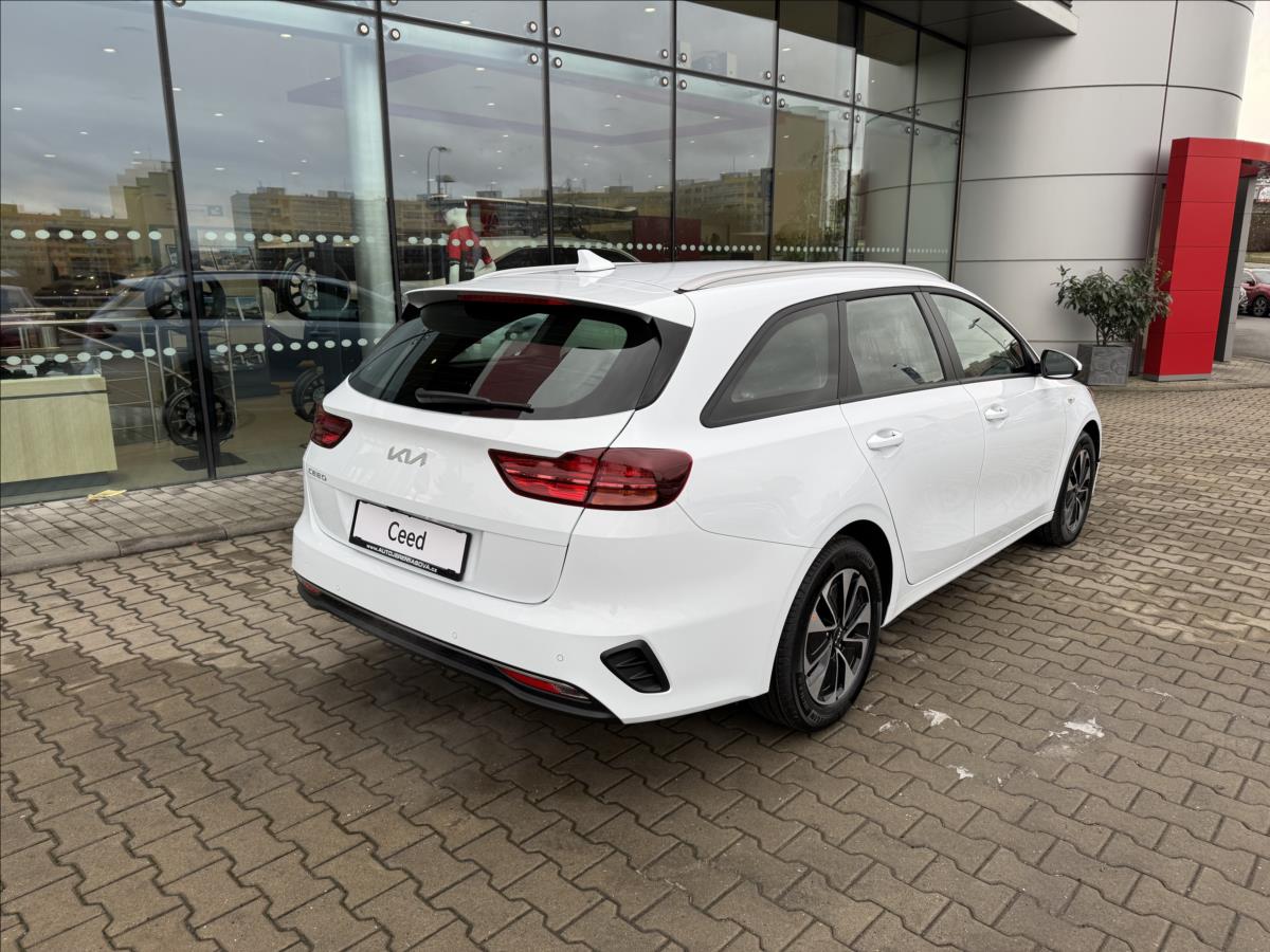 kia-ceed-1-5-t-gdi-gpf-7dct-spin - 3