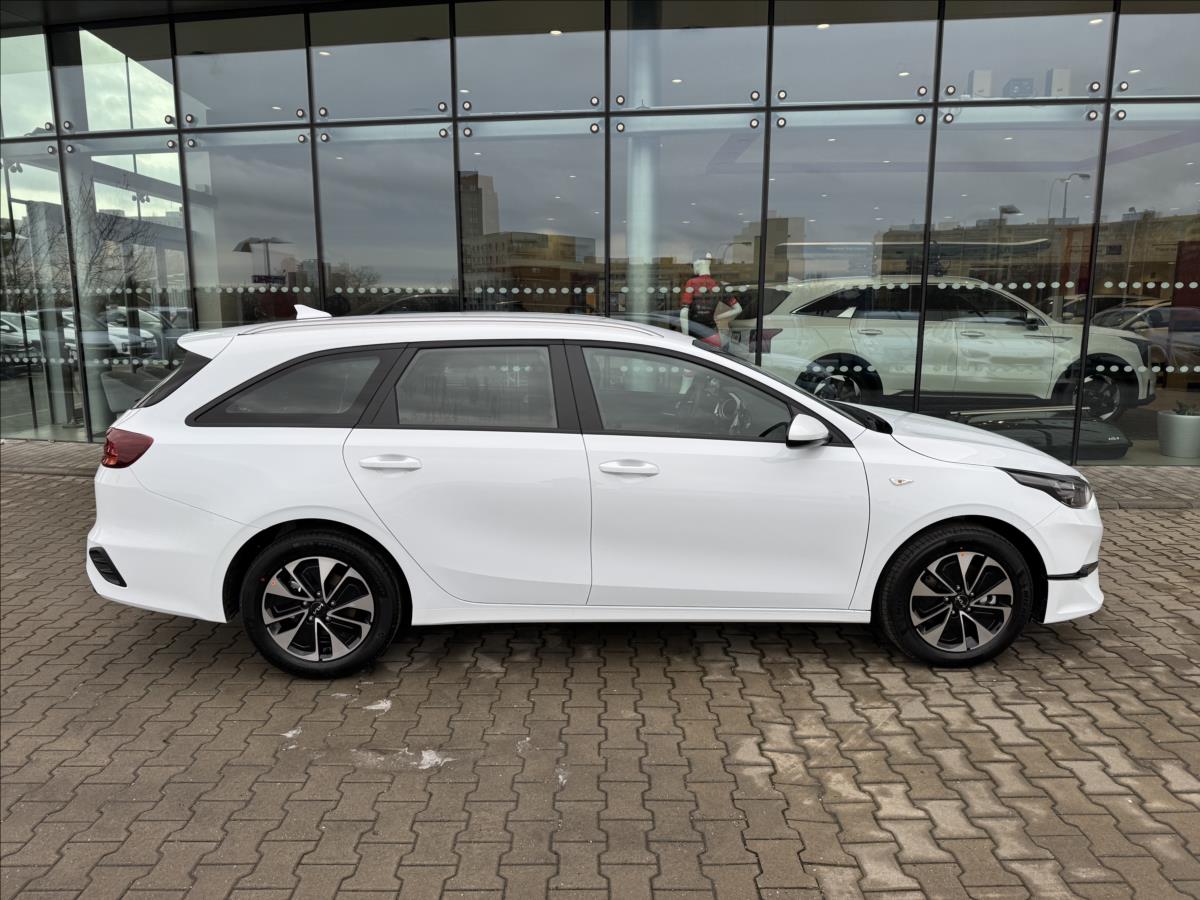 kia-ceed-1-5-t-gdi-gpf-7dct-spin - 5