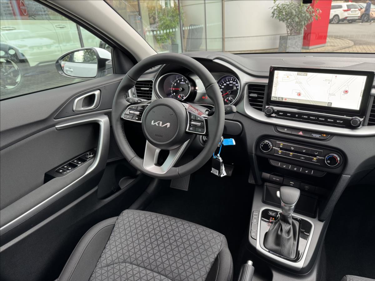 kia-ceed-1-5-t-gdi-gpf-7dct-spin - 8