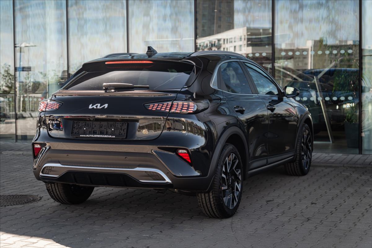 kia-xceed-1-6-t-gdi-gpf-7dct-steel-edition - 3