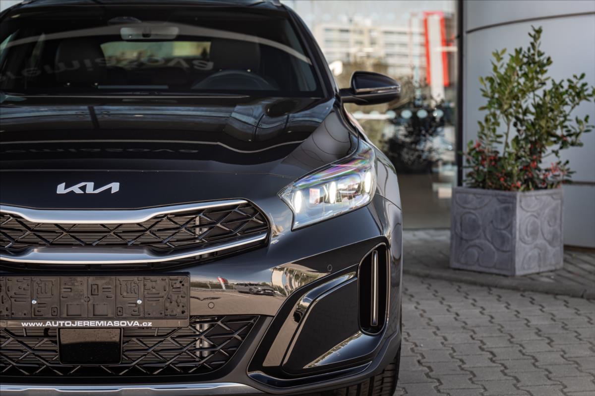 kia-xceed-1-6-t-gdi-gpf-7dct-steel-edition - 9