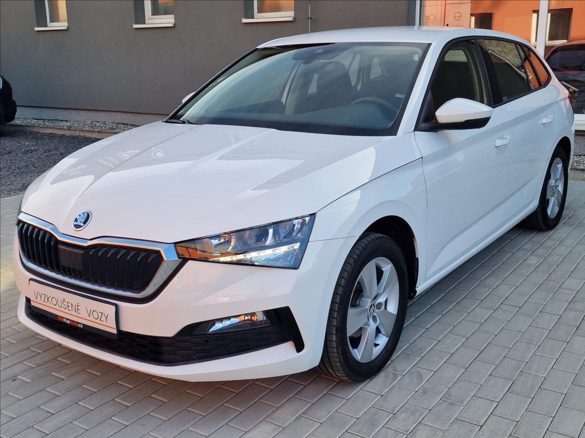 skoda-scala-1-0tsi-81kw-ambition-cr-1-maj - 4