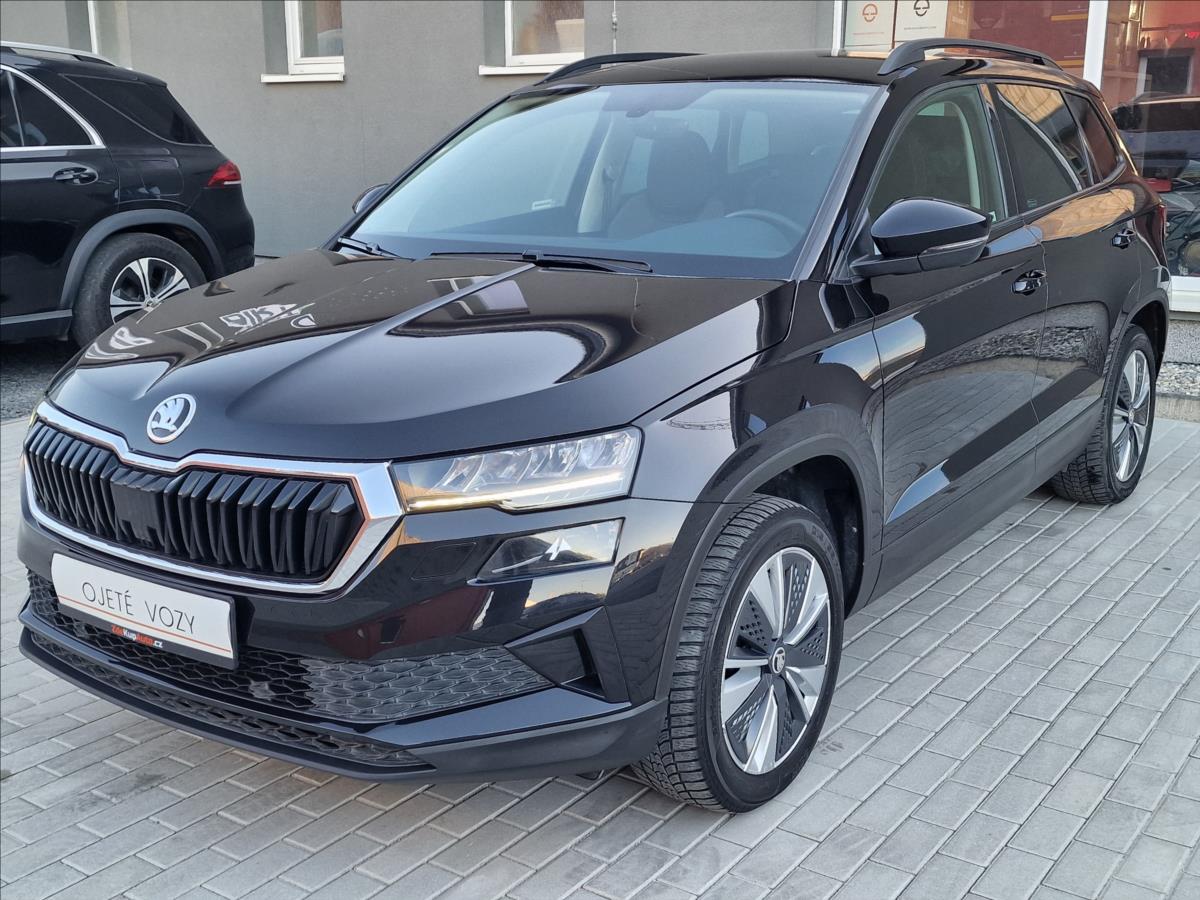 skoda-karoq-2-0tdi-110kw-4x4-dsg-style-cr - 4