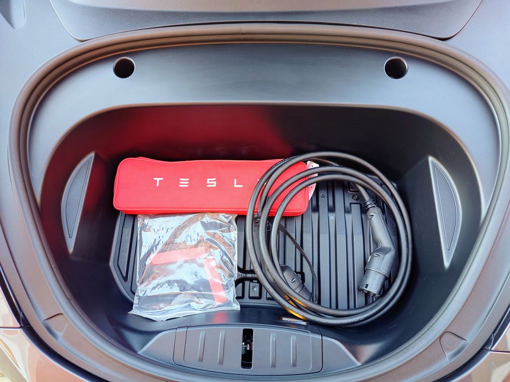 tesla-model-3-long-range-dual-motor-366kw-so - 8