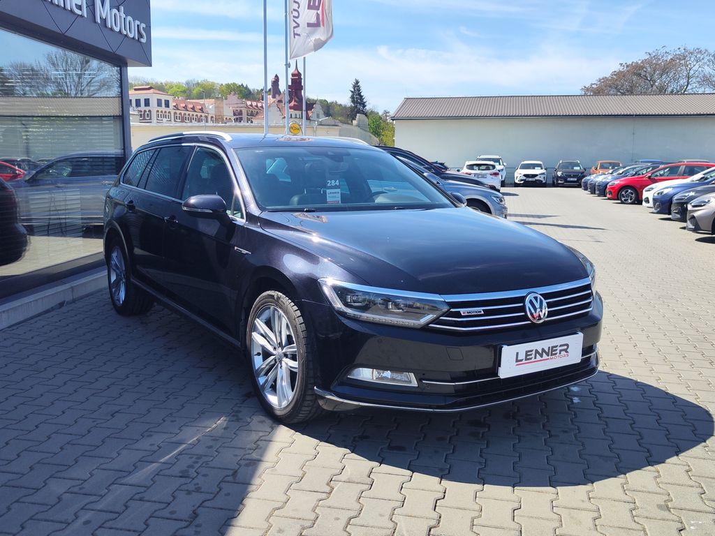 volkswagen-passat-2-0-tdi-140kw-highline-dsg-4x4 - 2