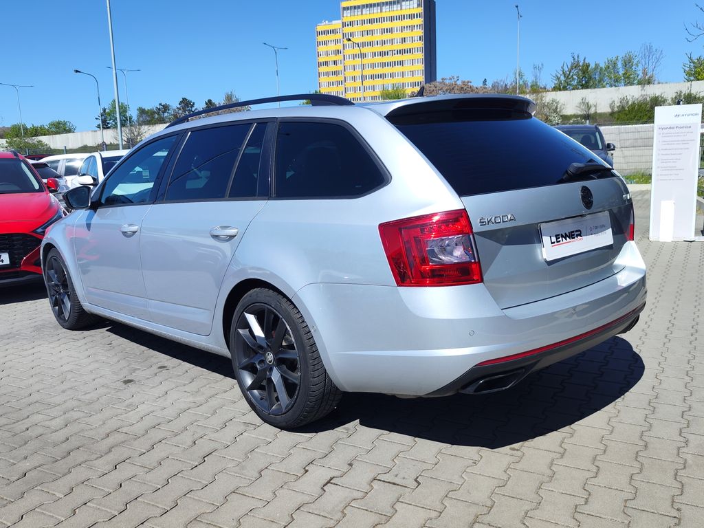 skoda-octavia-2-0-tdi-135kw-rs-dsg-cr - 6