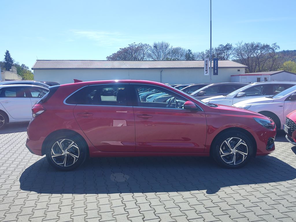 hyundai-i30-1-5i-81kw-smart-navi - 3
