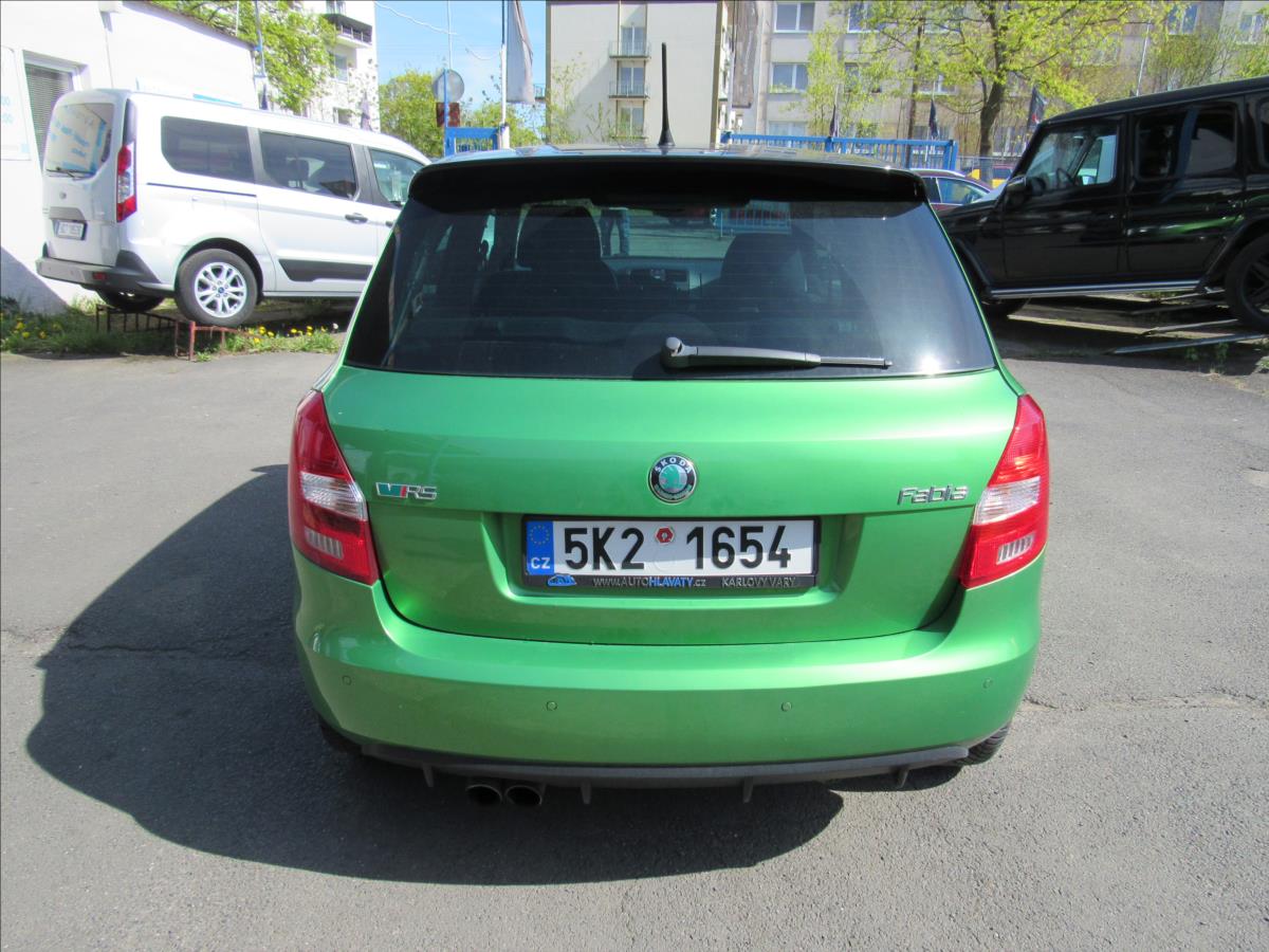skoda-fabia-1-4-tsi-132kw-rs-dsg - 4