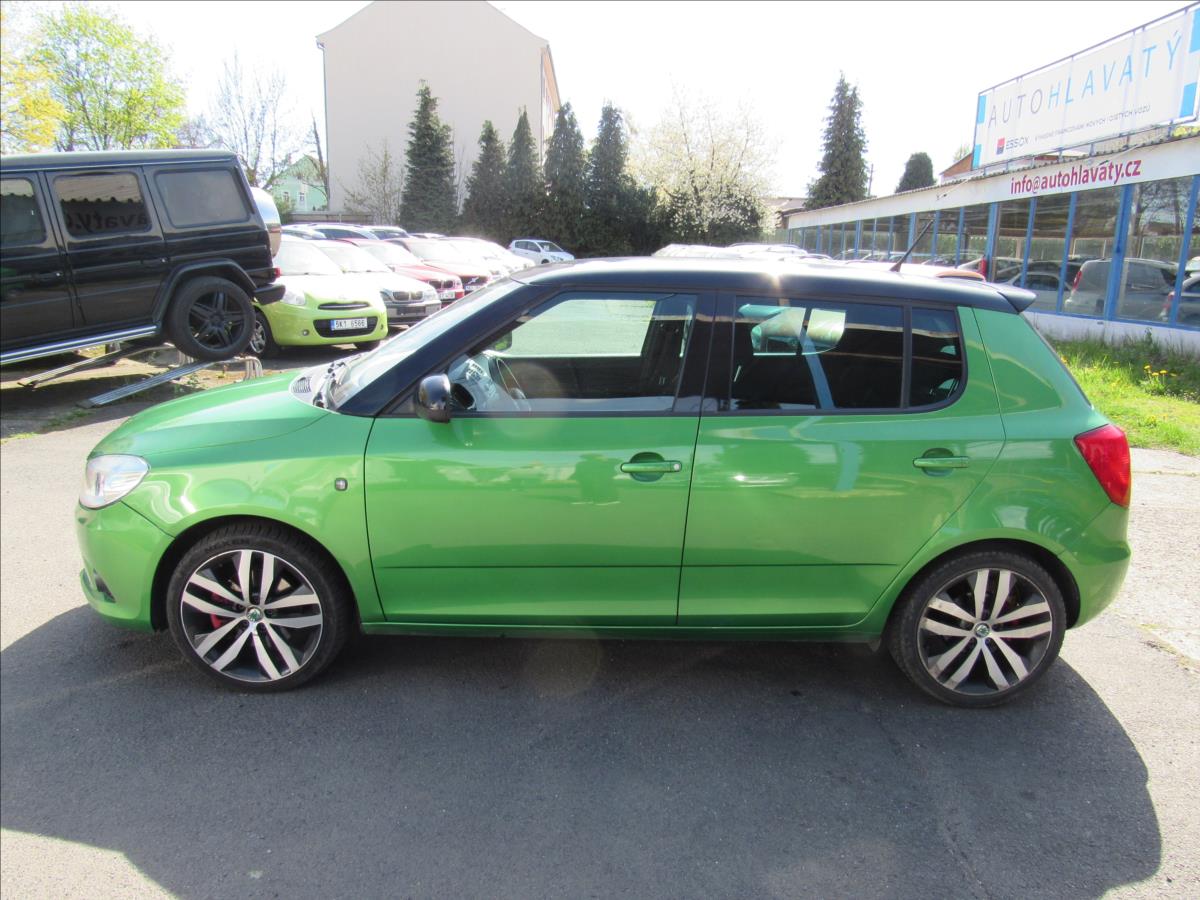 skoda-fabia-1-4-tsi-132kw-rs-dsg - 6