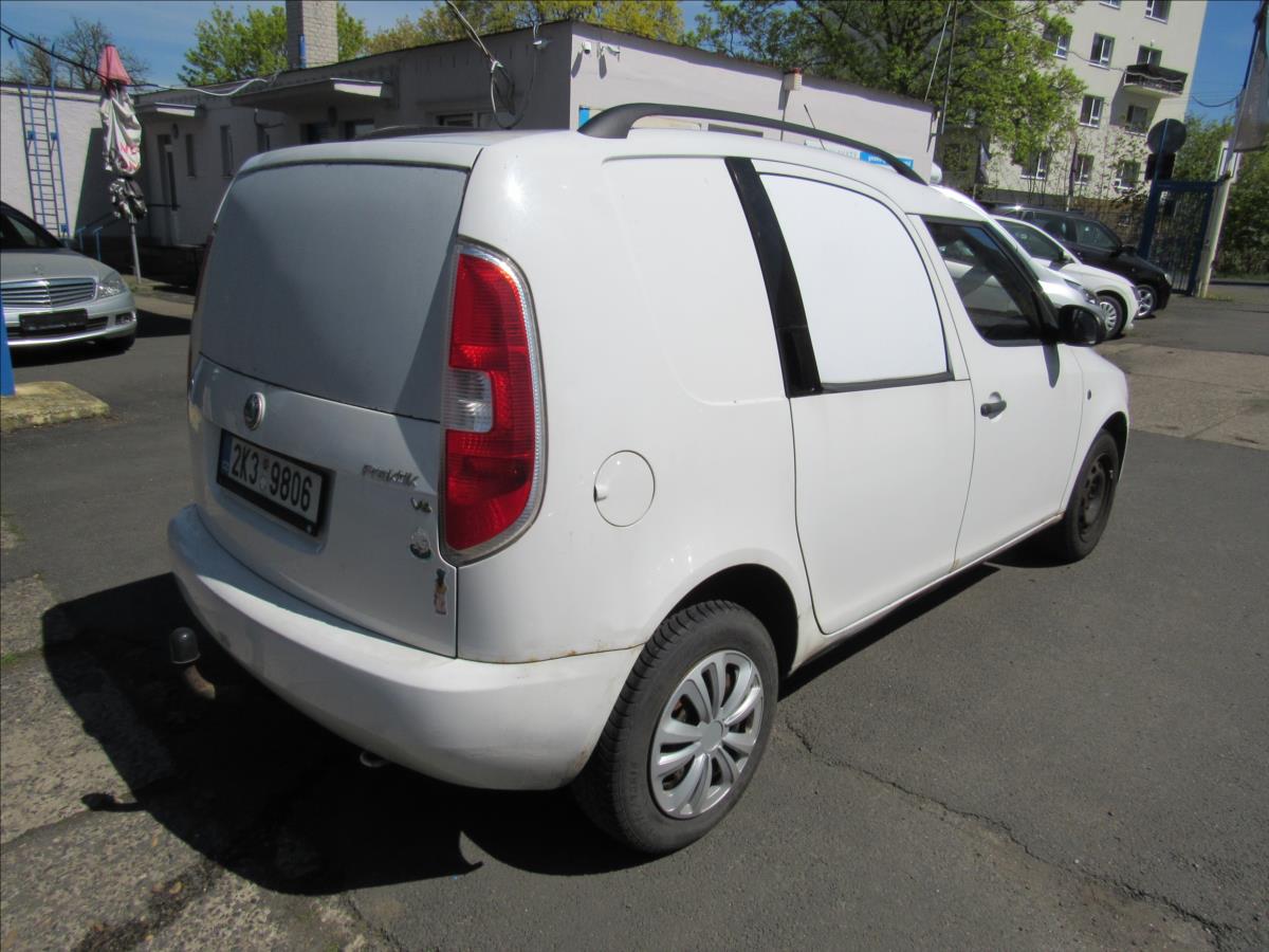 skoda-praktik-1-2-i-51kw-jde-na-dva-valce - 3
