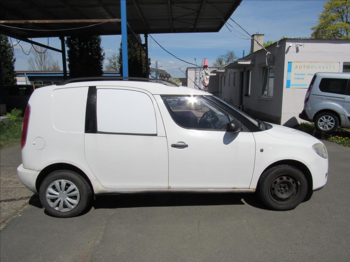 skoda-praktik-1-2-i-51kw-jde-na-dva-valce - 7