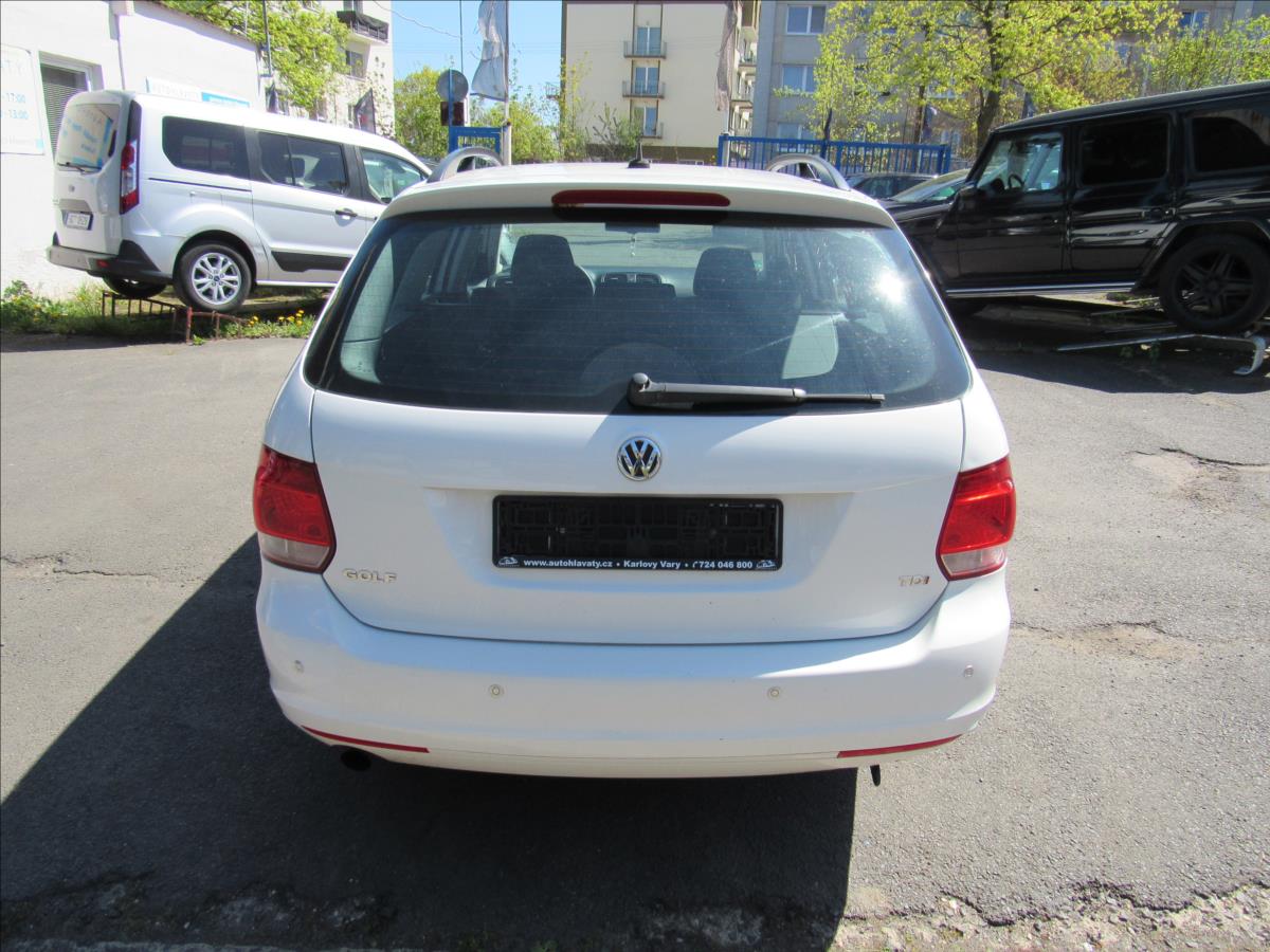 volkswagen-golf-1-6-tdi-77kw-variant - 4