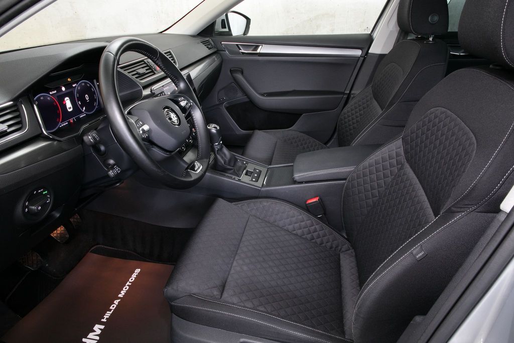 skoda-superb-2-0tdi-110kw-weba-canton-tazne - 9