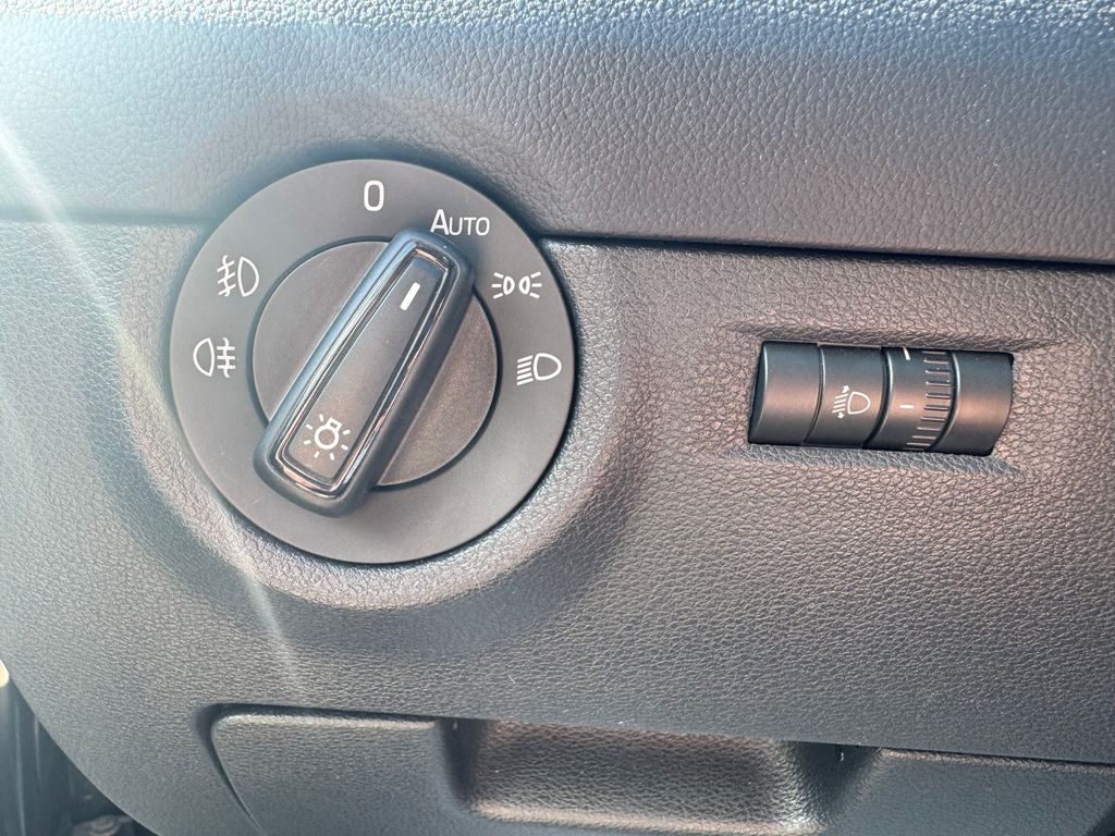 skoda-octavia-combi-1-4-tsi-elegance - 7