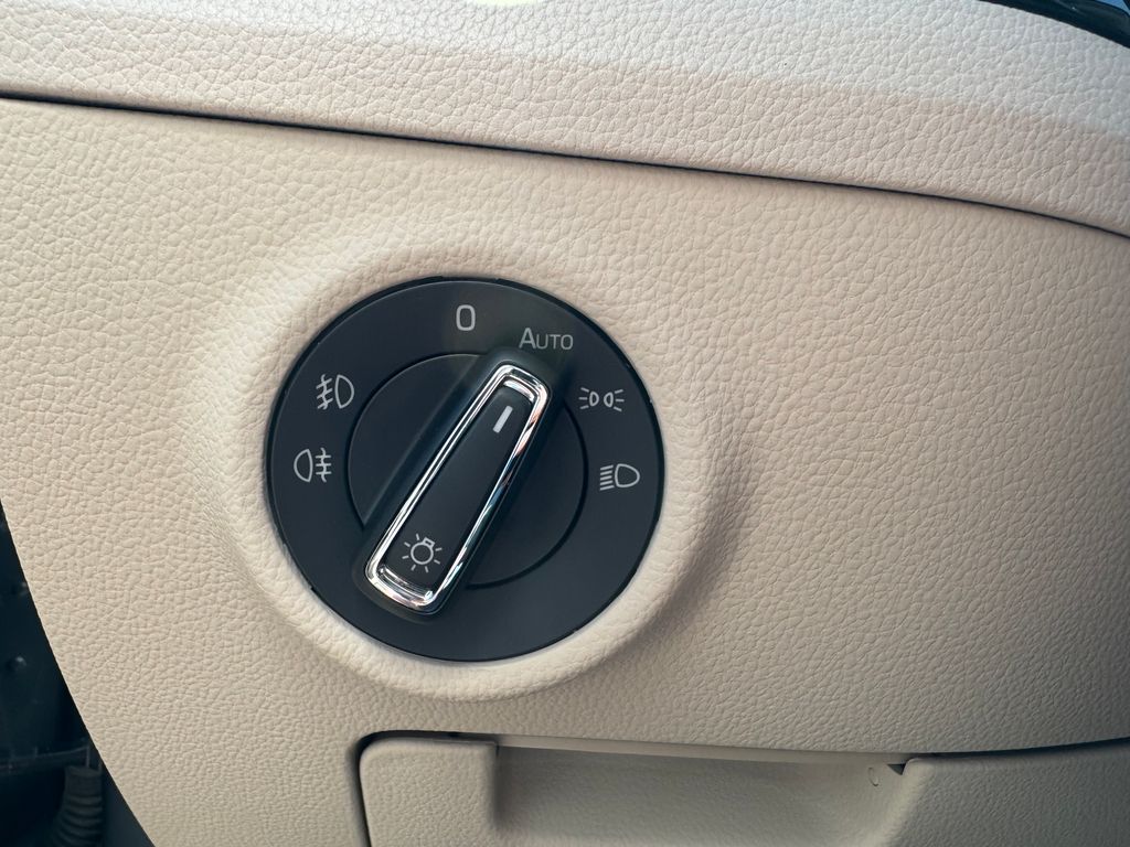 skoda-superb-combi-2-0-tdi-dsg-4x4-l-k - 8