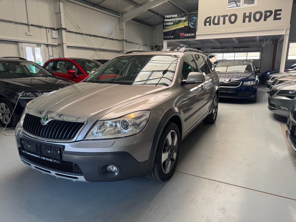 skoda-octavia-combi-2-0-tdi-4x4-scout - 2