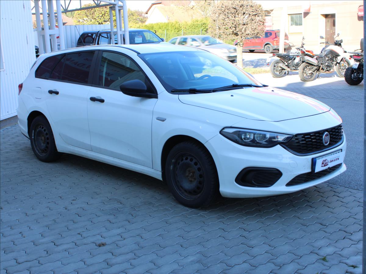 fiat-tipo-1-4-i-pouze-77-700-km - 1