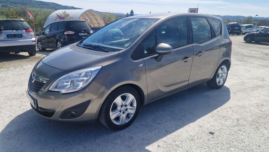 opel-meriva-1-4-16-v - 2